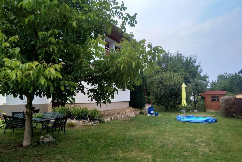 Hannah - Relax Dom Pod Orechom Apartman2 Trávnica Exterior foto